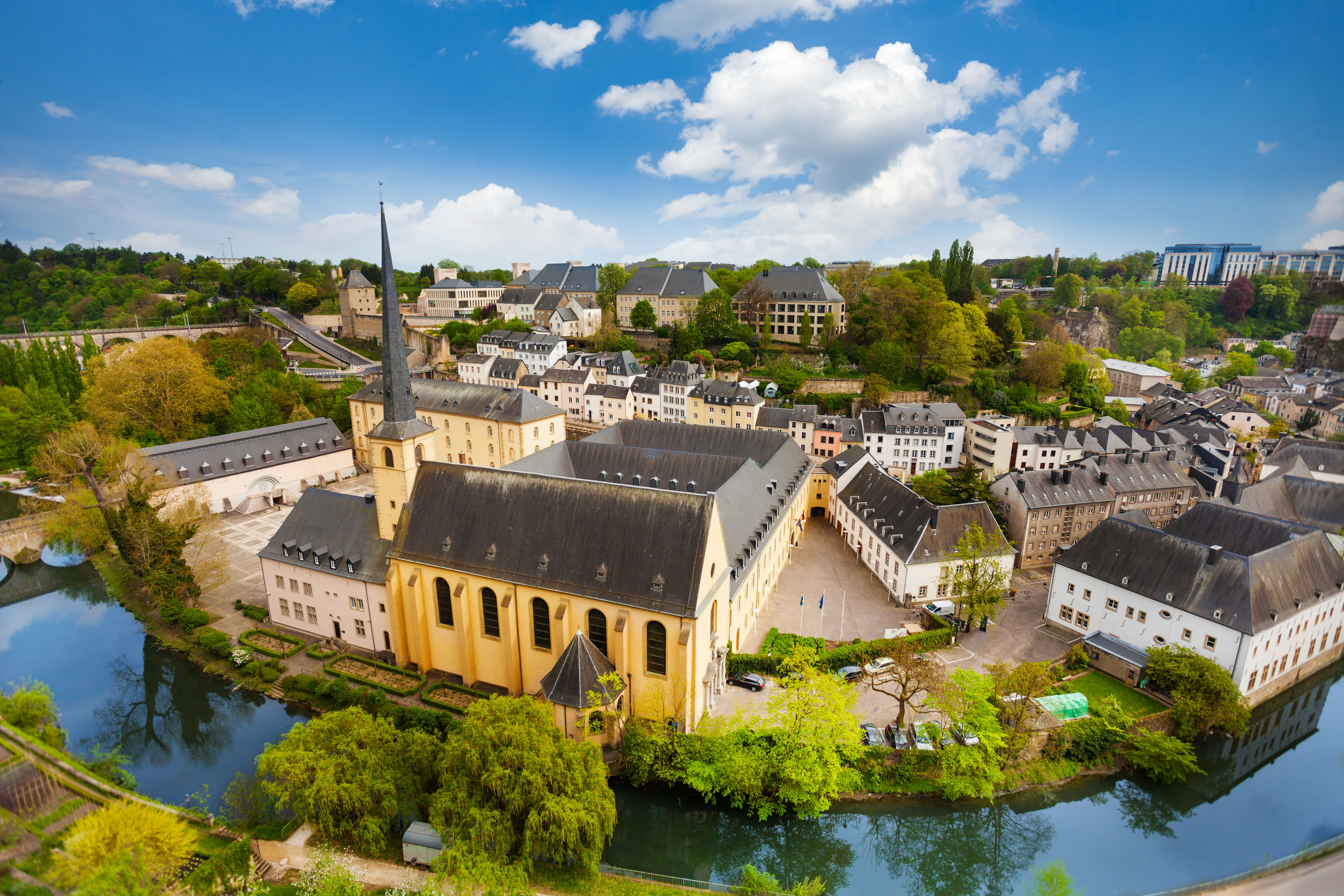 Cheap flight to Luxembourg